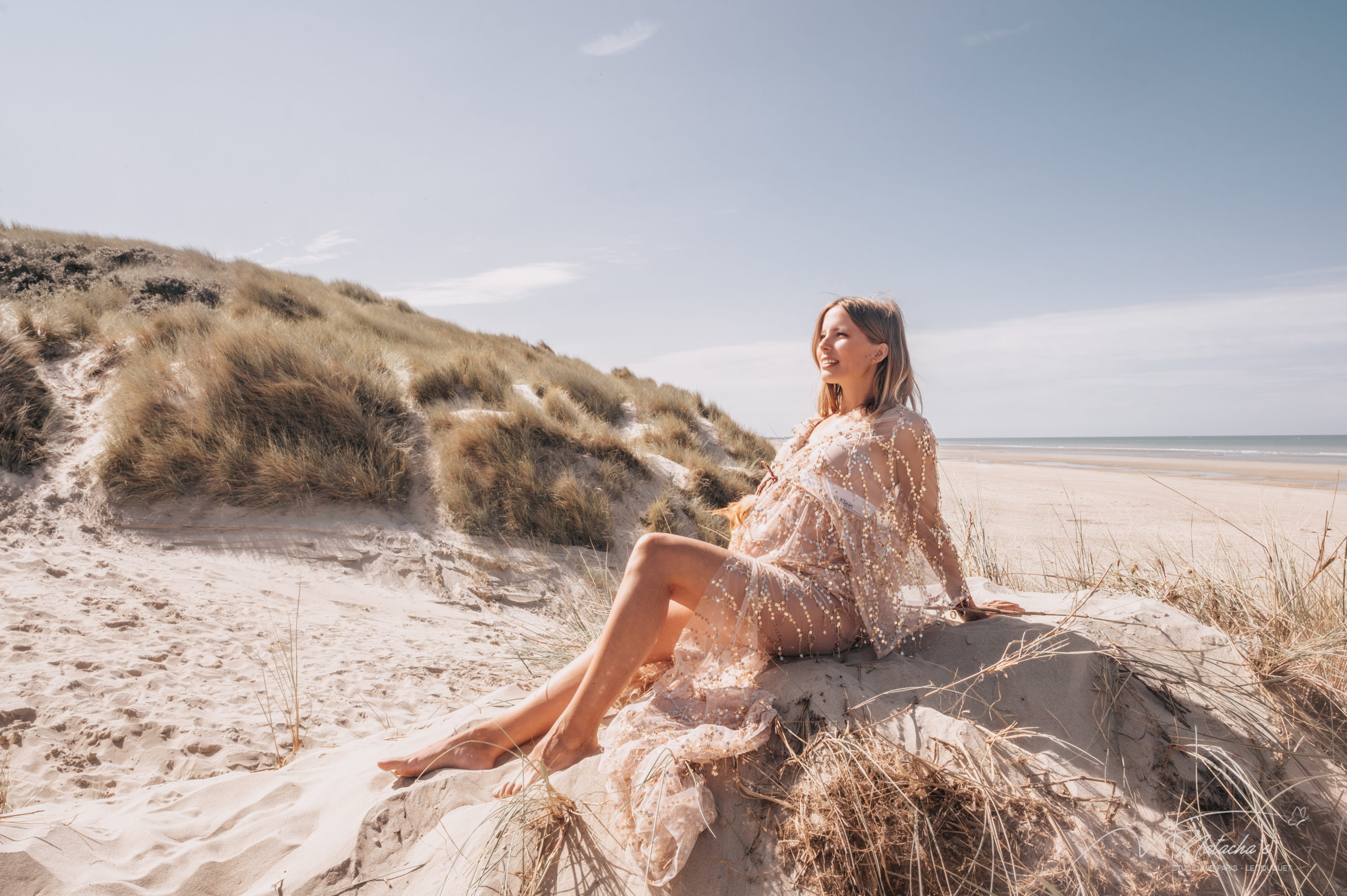 Shooting photo grossesse sur la plage du Touquet