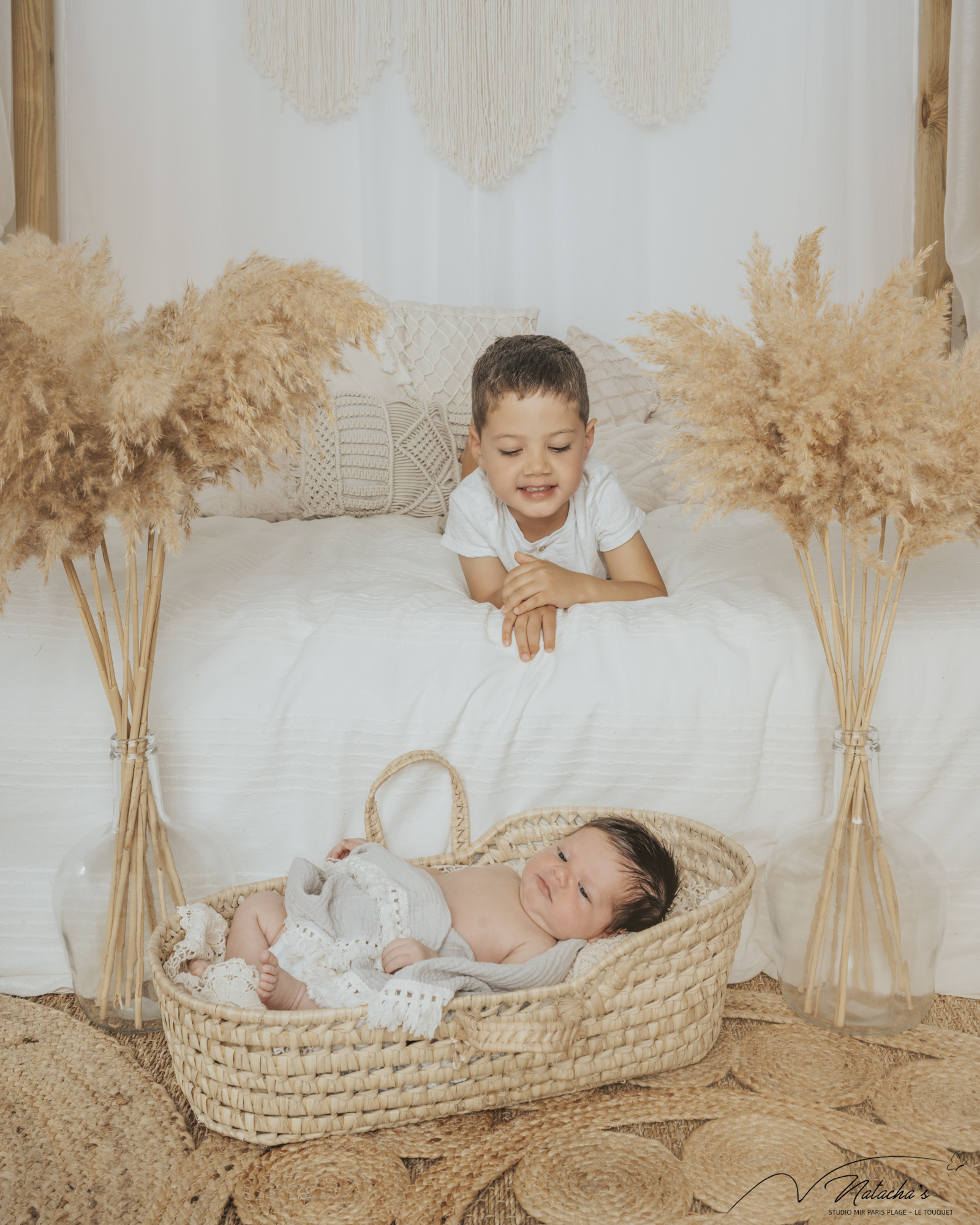 Photographe naissance en fratrie au Touquet